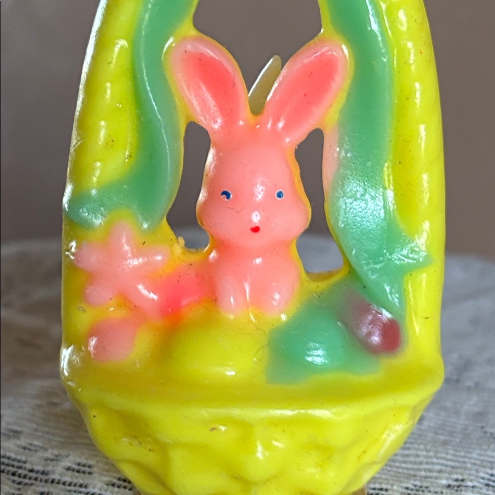 Vintage Easter Gurley Candle - Pink Bunny in a Yellow Basket - Picture 2 of 7
